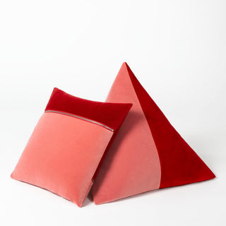 BEIJA Pyramid Bicolor Throw Pillow in Conch & Paprika